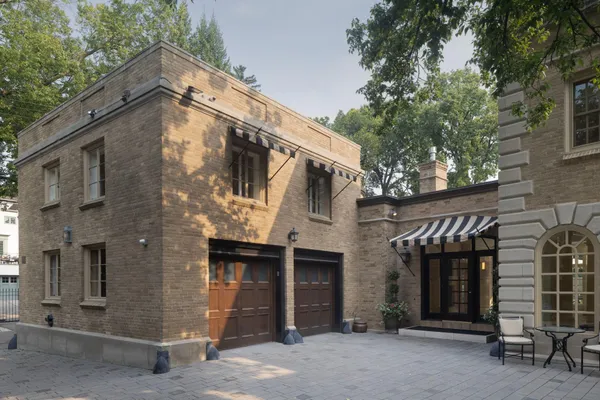 $3,895,000 | 4415 East Lake Harriet Parkway, Minneapolis, MN 55419