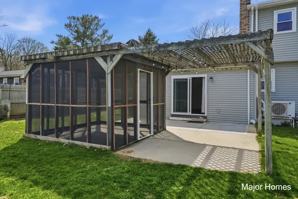 $350,000 | 401 Anderson Drive, Wayland, MI 49348