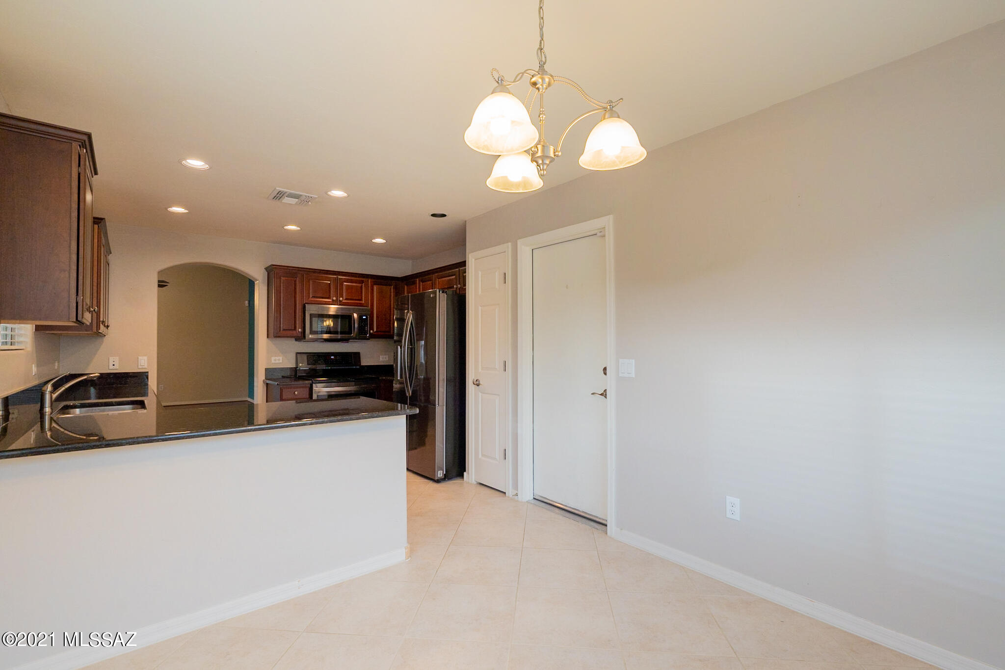 2301 East Ram Rock Road Oro Valley, AZ 85737 - Photo 13 of 34