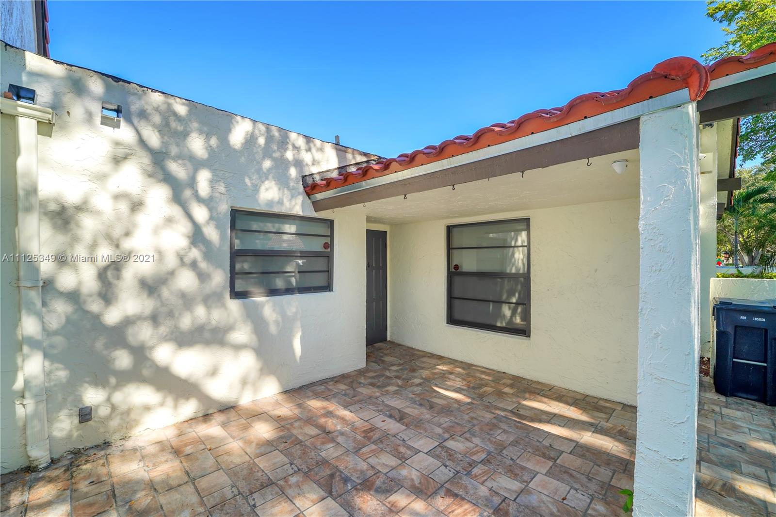 The Crossings Miami, FL 33186 - Photo 2 of 31 a view of a small space