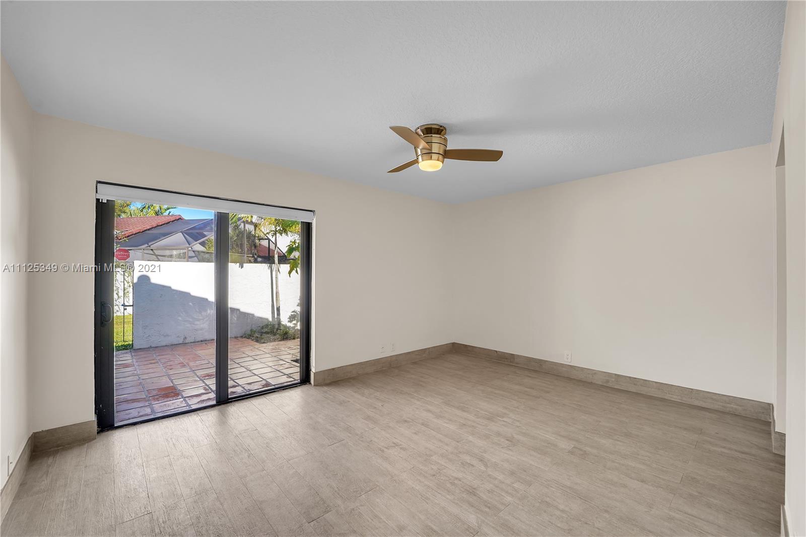 The Crossings Miami, FL 33186 - Photo 9 of 31 an empty room with a window