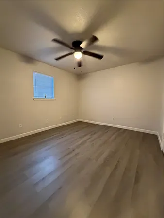$1,050 | 1614 Vauthier Street, Unit 3, La Marque, TX 77568