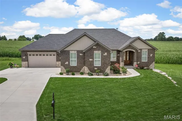 $750,000 | 456 Westridge Drive, Troy, MO 63379