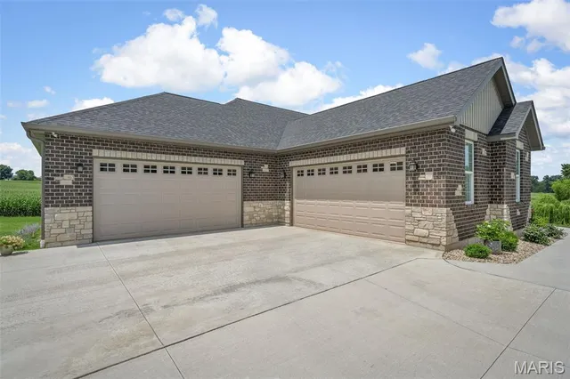 $750,000 | 456 Westridge Drive, Troy, MO 63379
