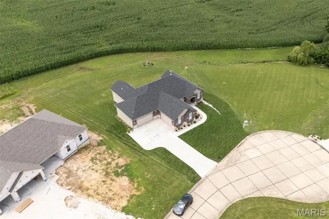 $750,000 | 456 Westridge Drive, Troy, MO 63379