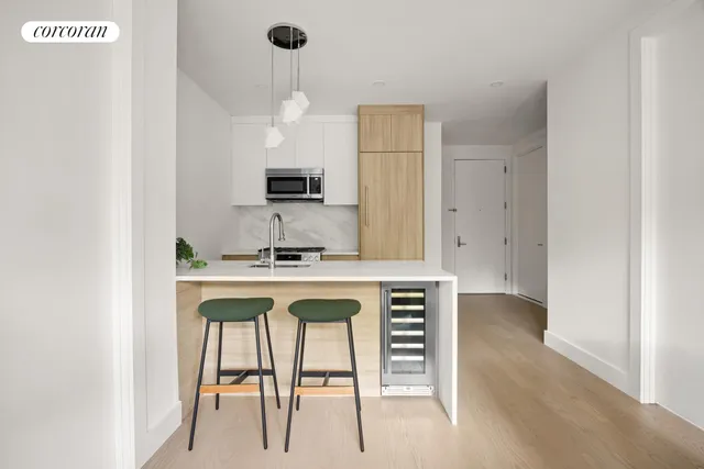 $1,250,000 | 184 Hawthorne Street, Unit 1B | Prospect Lefferts Gardens