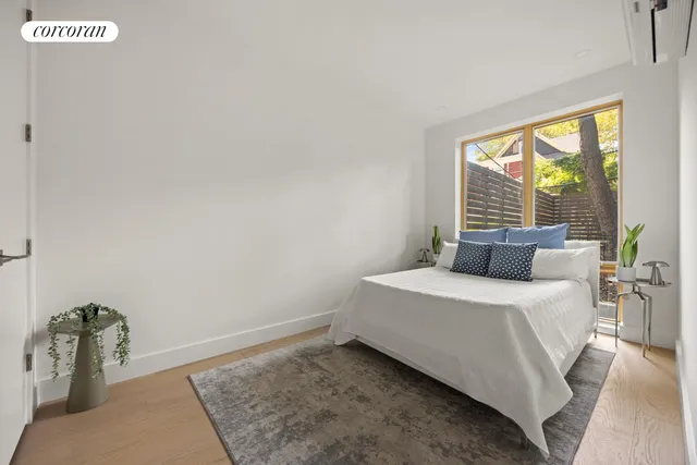 $1,250,000 | 184 Hawthorne Street, Unit 1B | Prospect Lefferts Gardens