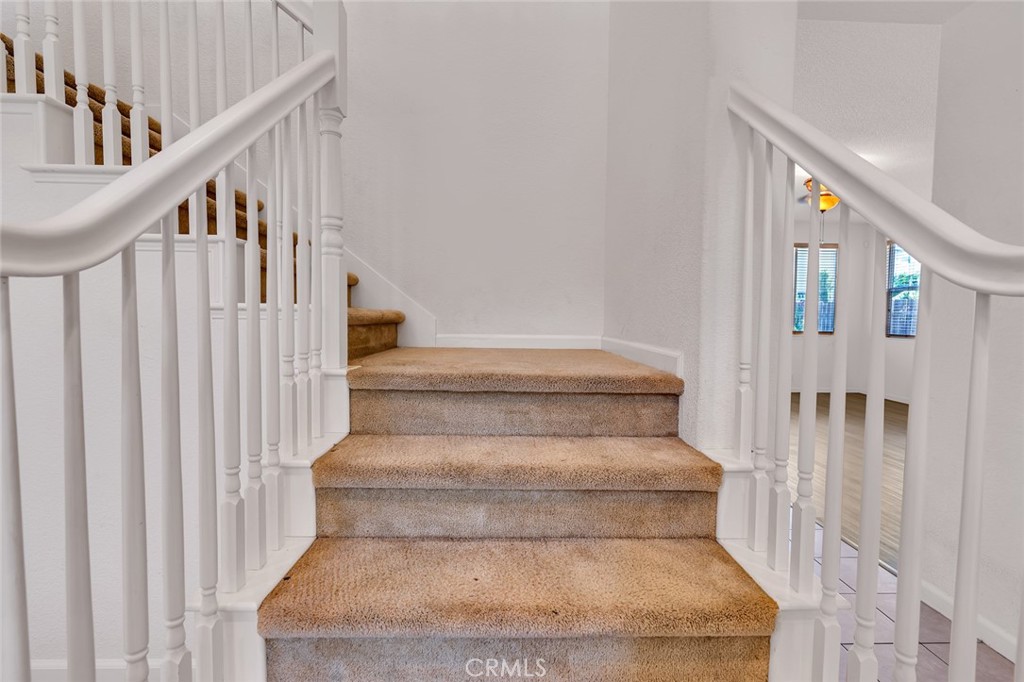 1289 Verdon Court Merced, CA 95348 - Photo 26 of 56 a view of entryway