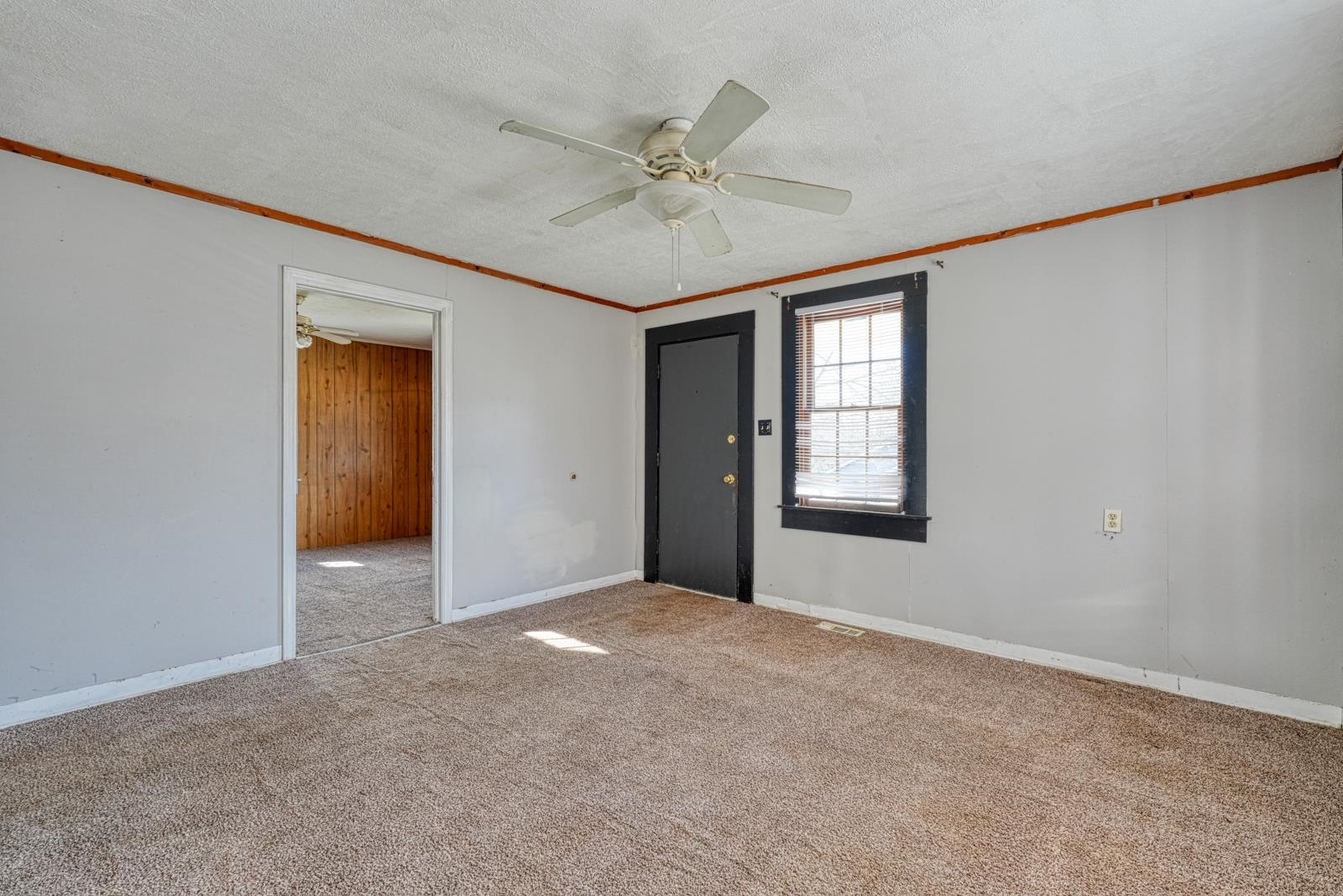 92 North Street Duncan, SC 29334 - Photo 4 of 19