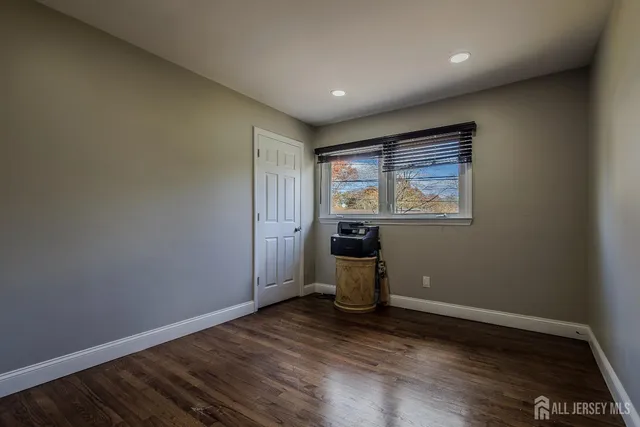 $695,000 | 1 Hallo Street, Edison, NJ 08837