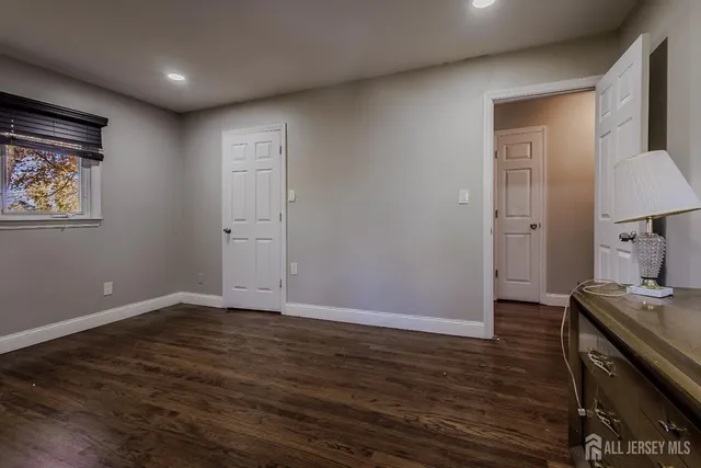 $695,000 | 1 Hallo Street, Edison, NJ 08837