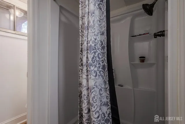 $695,000 | 1 Hallo Street, Edison, NJ 08837