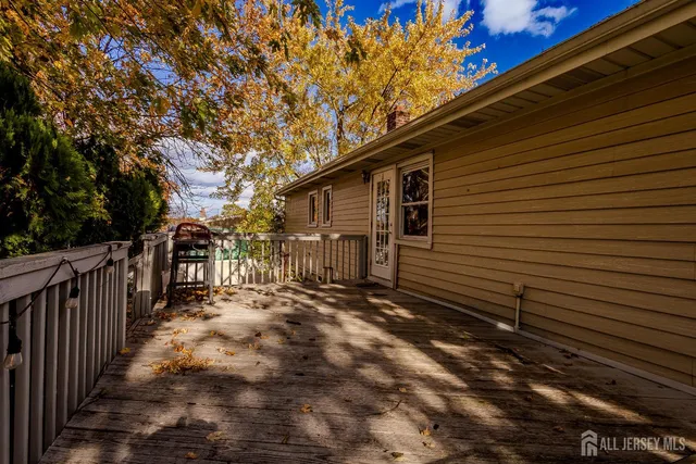 $695,000 | 1 Hallo Street, Edison, NJ 08837