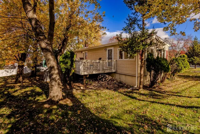 $695,000 | 1 Hallo Street, Edison, NJ 08837