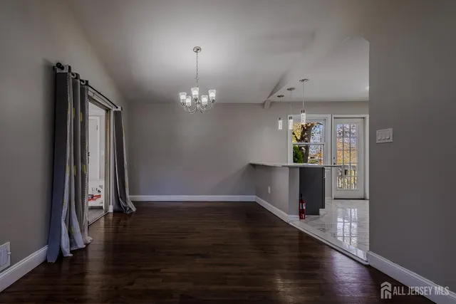 $695,000 | 1 Hallo Street, Edison, NJ 08837