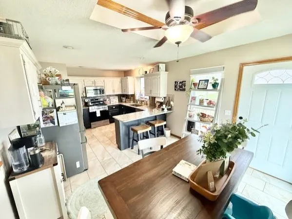$297,775 | 801 North Davis Street, Hamilton, MO 64644