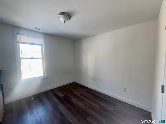 $2,100 | 22 Brewster Street, Waterbury, CT 06704