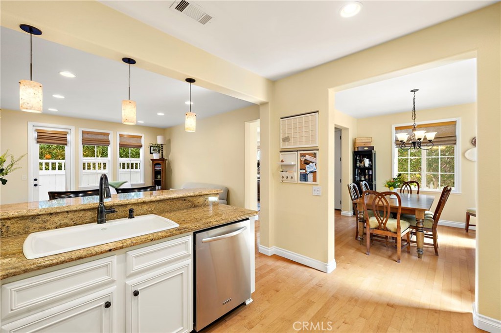 8 Earthen Court Ladera Ranch, CA 92694 - Photo 16 of 58
