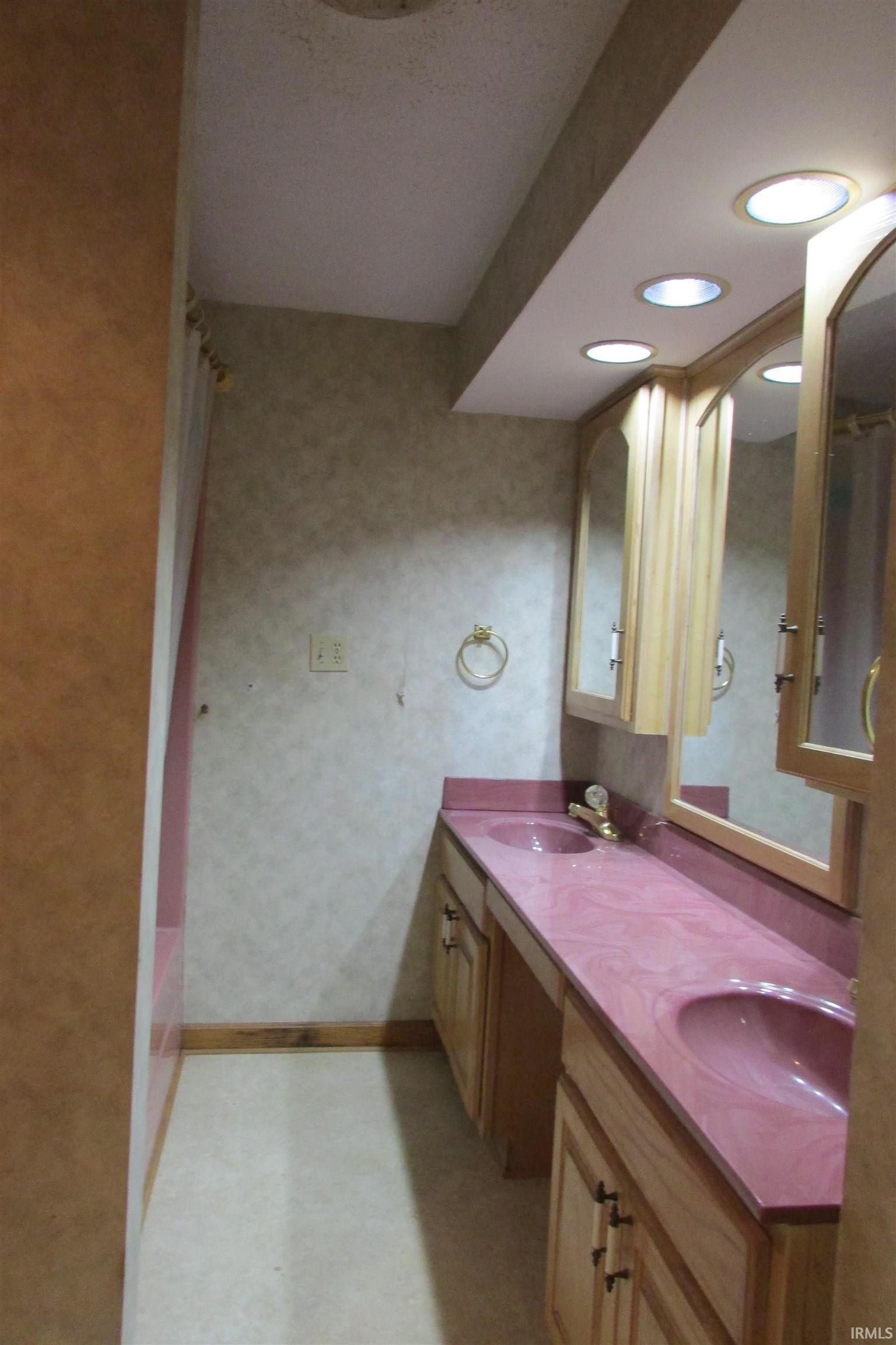 3720 River Bluff Road Bedford, IN 47421 - Photo 8 of 21 Gallery Image 8