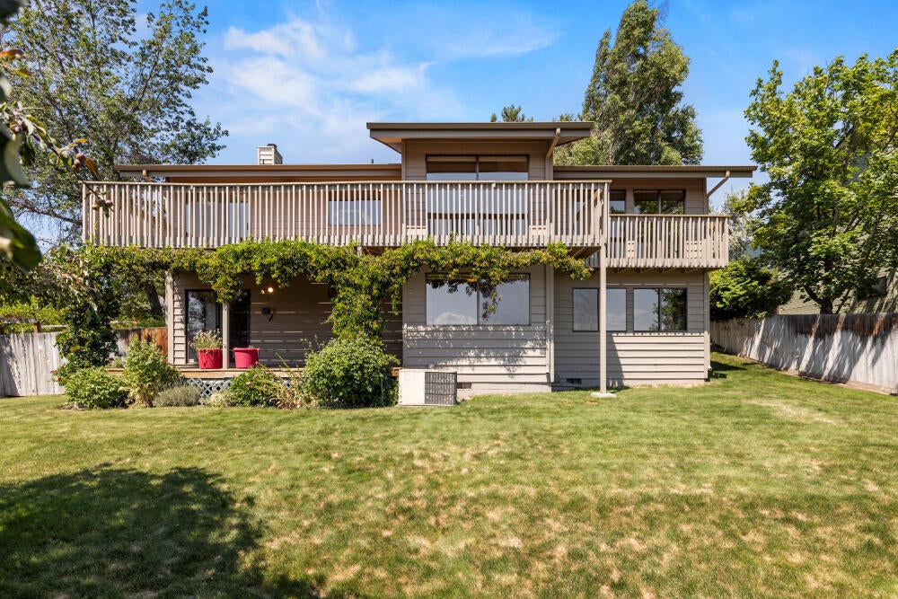 1620 Ridgecrest Drive Klamath Falls, OR 97601 - Photo 1 of 70 1620RidgecrestDr-17