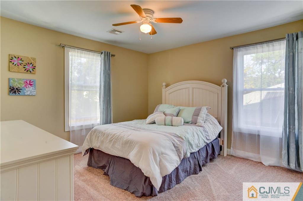 3241 Washington Road Sayreville, NJ 08859 - Photo 9 of 21 Gallery Image 9