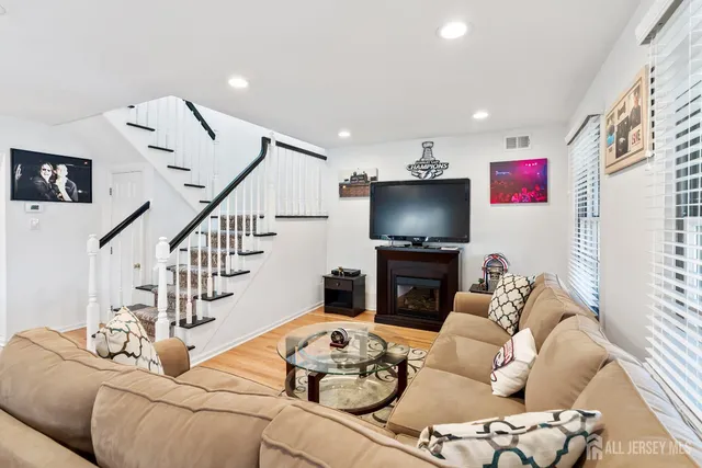 $584,000 | 45 Charles Street, Sayreville, NJ 08857