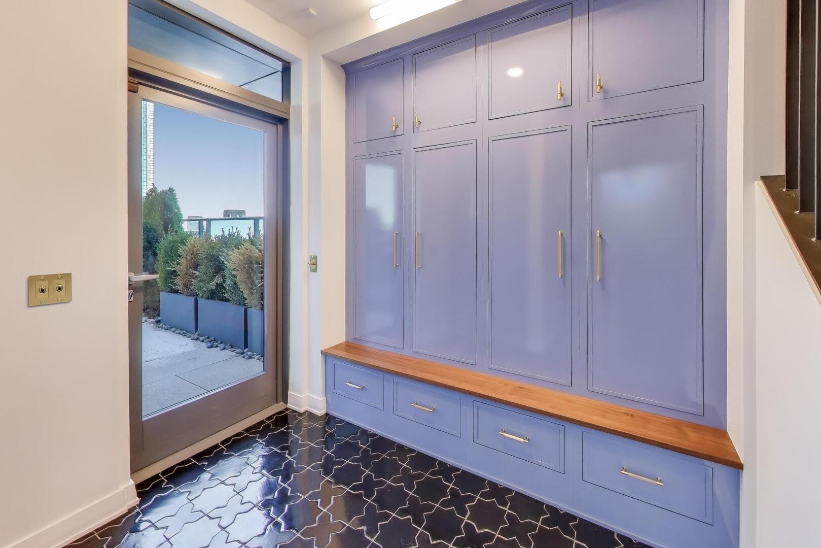 211 North Harbor Drive, Unit TH01 Chicago, IL 60601 - Photo 13 of 95