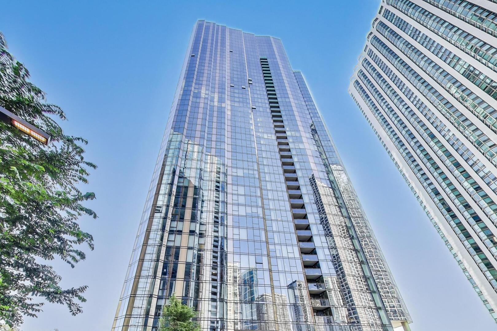 211 North Harbor Drive, Unit TH01 Chicago, IL 60601 - Photo 2 of 95