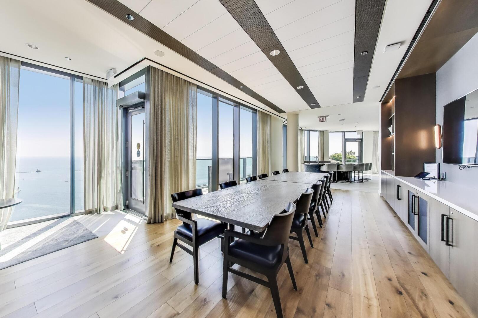 211 North Harbor Drive, Unit TH01 Chicago, IL 60601 - Photo 69 of 95