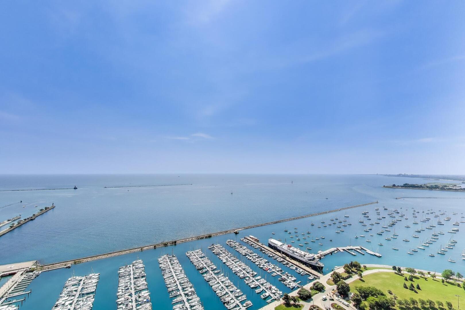 211 North Harbor Drive, Unit TH01 Chicago, IL 60601 - Photo 79 of 95