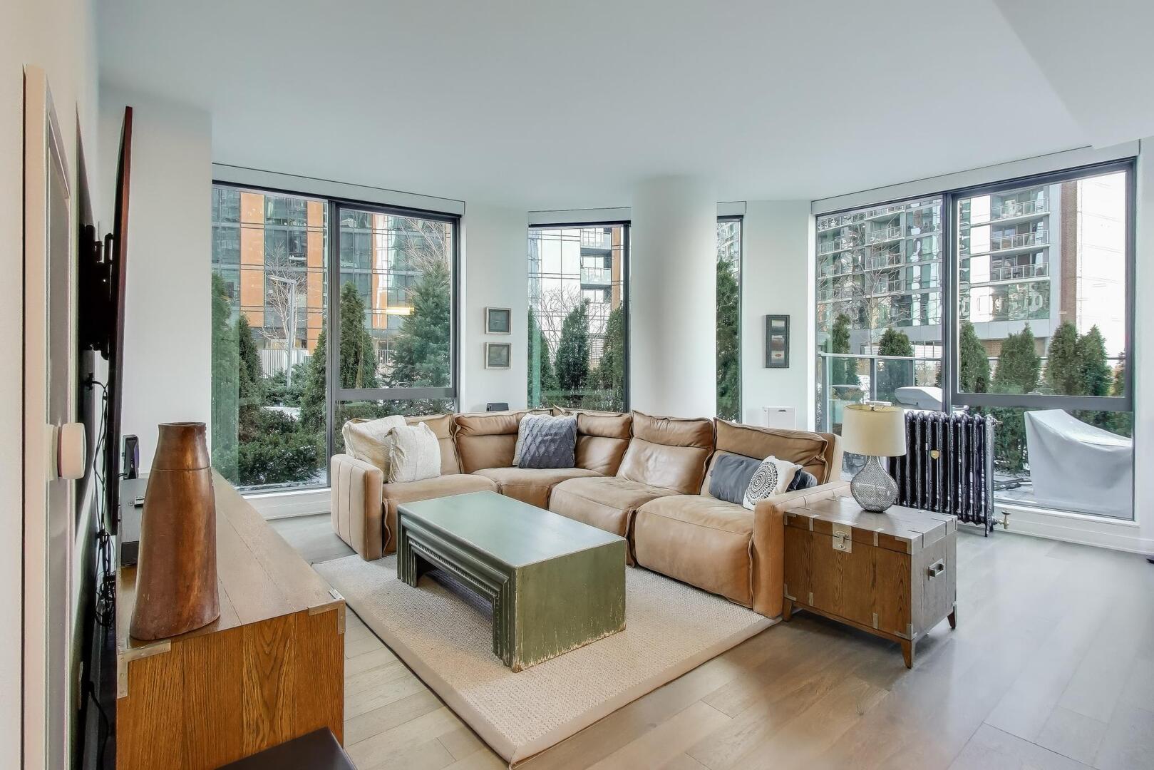 211 North Harbor Drive, Unit TH01 Chicago, IL 60601 - Photo 10 of 95