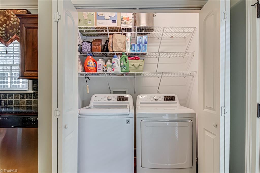 5909 Ballinger Road, Unit C Greensboro, NC 27410 - Photo 18 of 33 Gallery Image 18