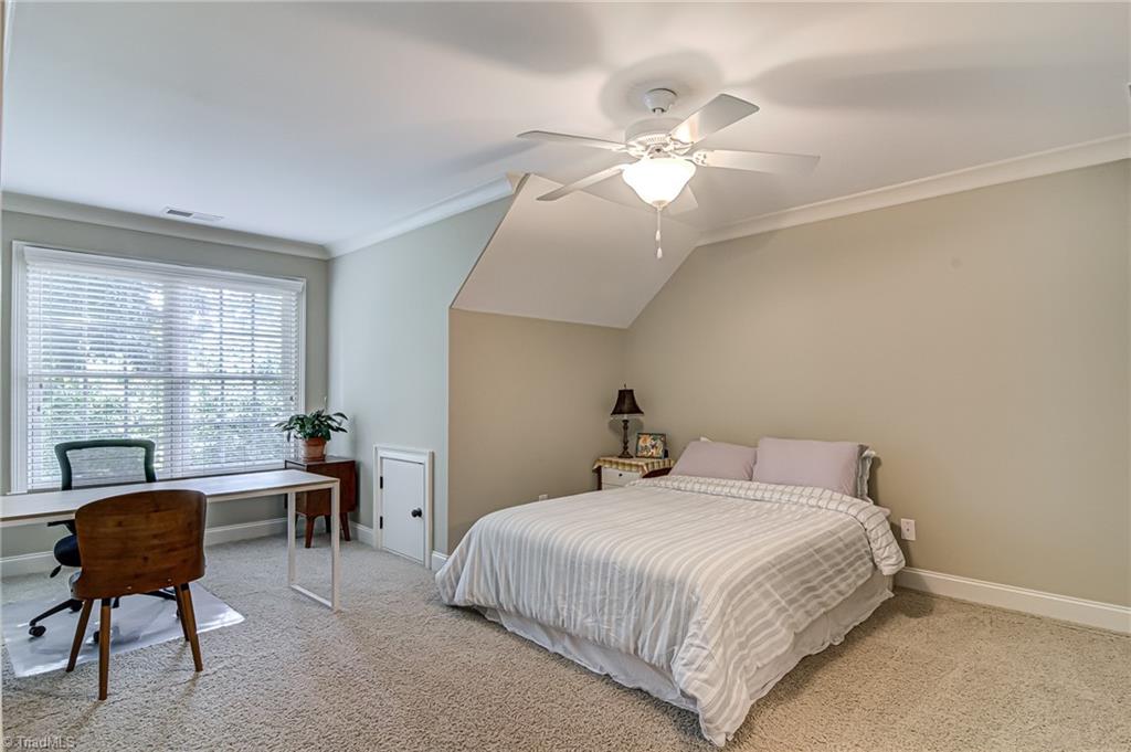 5909 Ballinger Road, Unit C Greensboro, NC 27410 - Photo 26 of 33 Gallery Image 26