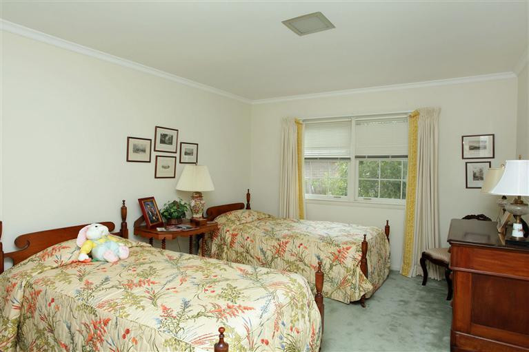 1921 Blairmore Road Lexington, KY 40502 - Photo 10 of 16 Photo 10