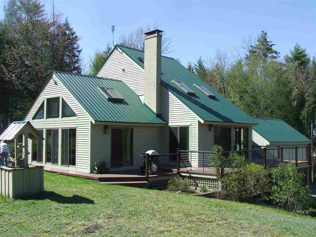 139 Pine Hill Road Ossipee, NH 03814 - Photo 2 of 40