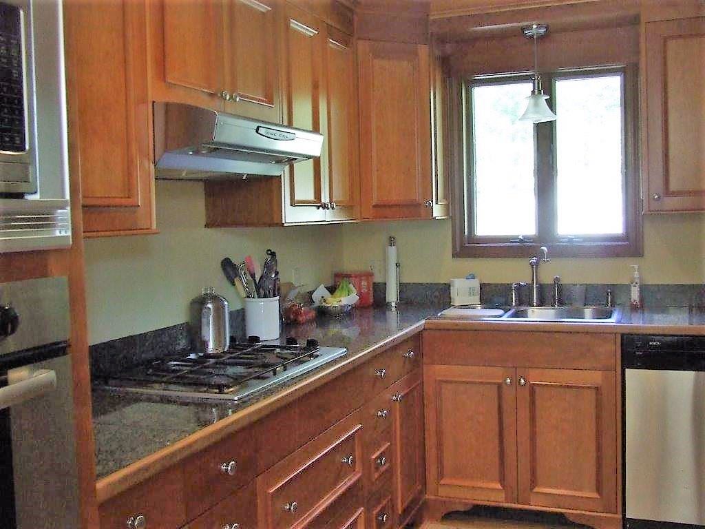 139 Pine Hill Road Ossipee, NH 03814 - Photo 7 of 40