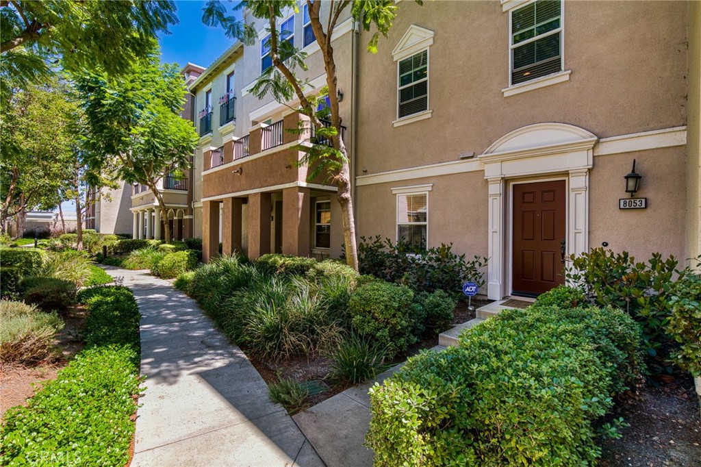 8053 Picasso Stanton, CA 90680 - Photo 11 of 58