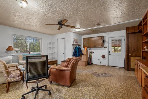 $699,000 | 504 Catfish Lane, Conroe, TX 77384