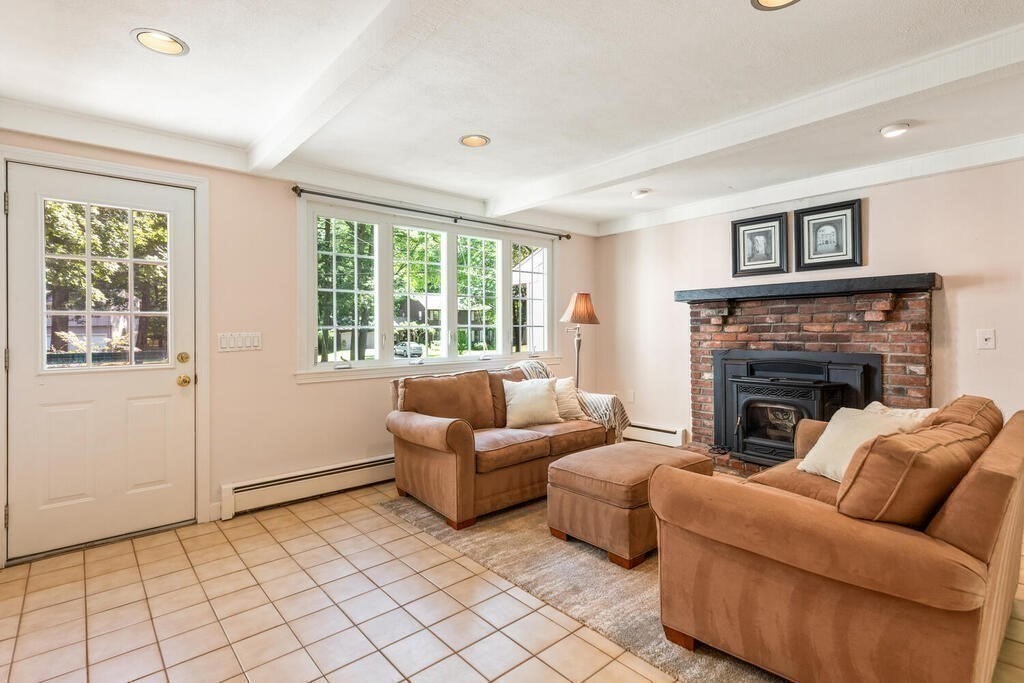 20 Ledgewood Drive Danvers, MA 01923 - Photo 15 of 31