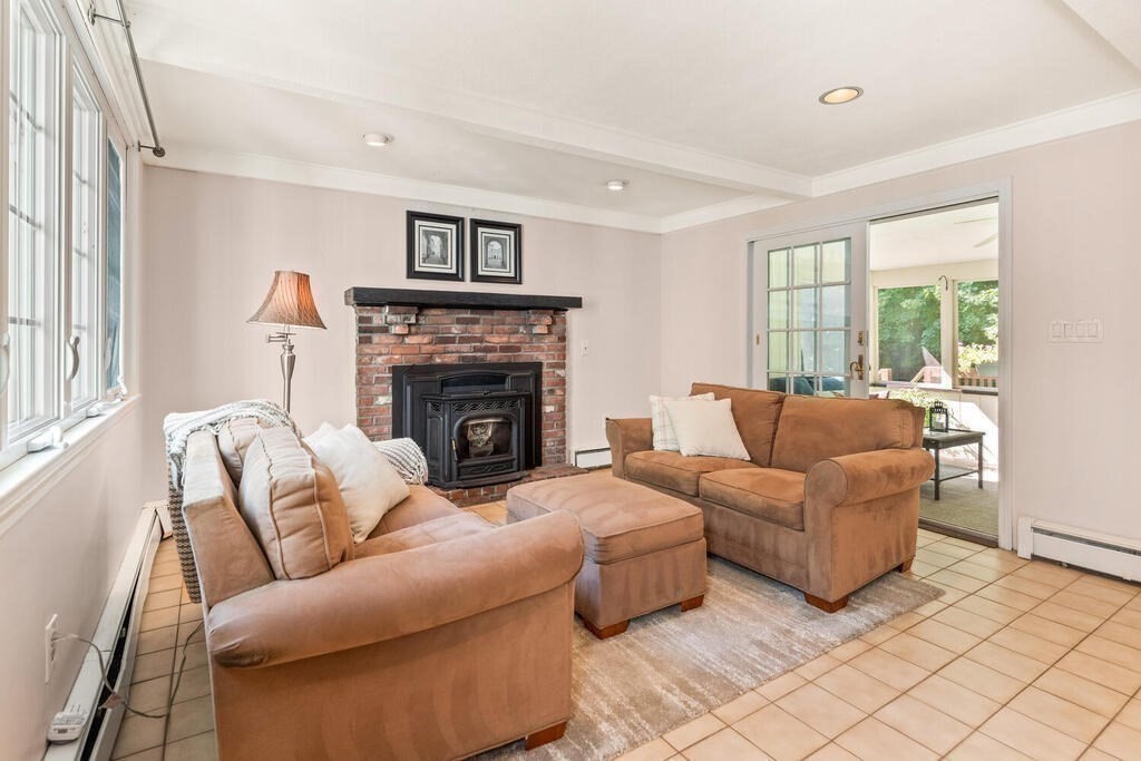 20 Ledgewood Drive Danvers, MA 01923 - Photo 17 of 31