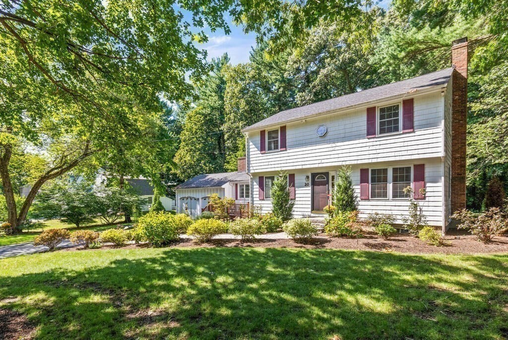 20 Ledgewood Drive Danvers, MA 01923 - Photo 2 of 31