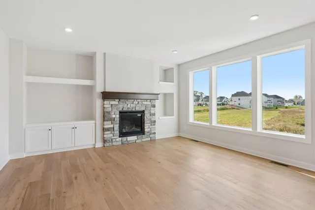 $900,000 | 4789 131st Court Northeast, Blaine, MN 55449