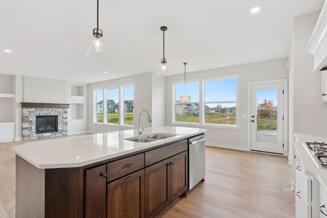 $900,000 | 4789 131st Court Northeast, Blaine, MN 55449