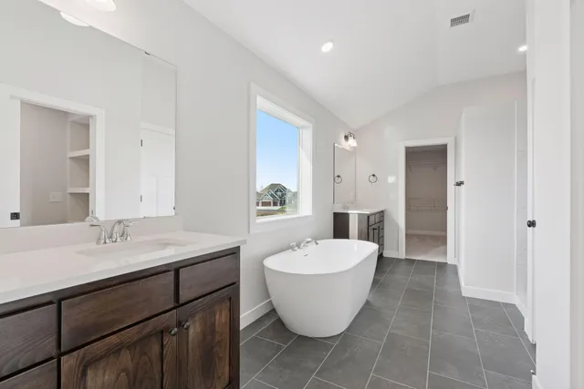 $900,000 | 4789 131st Court Northeast, Blaine, MN 55449