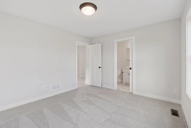 $900,000 | 4789 131st Court Northeast, Blaine, MN 55449