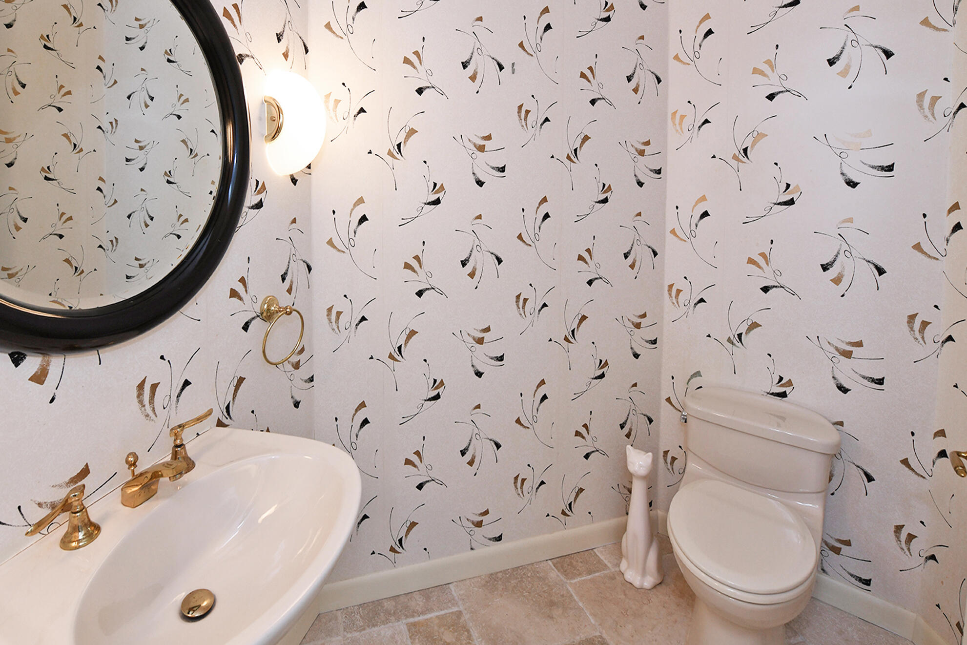 21286 Harrow Court Boca Raton, FL 33433 - Photo 13 of 28 Powder Room