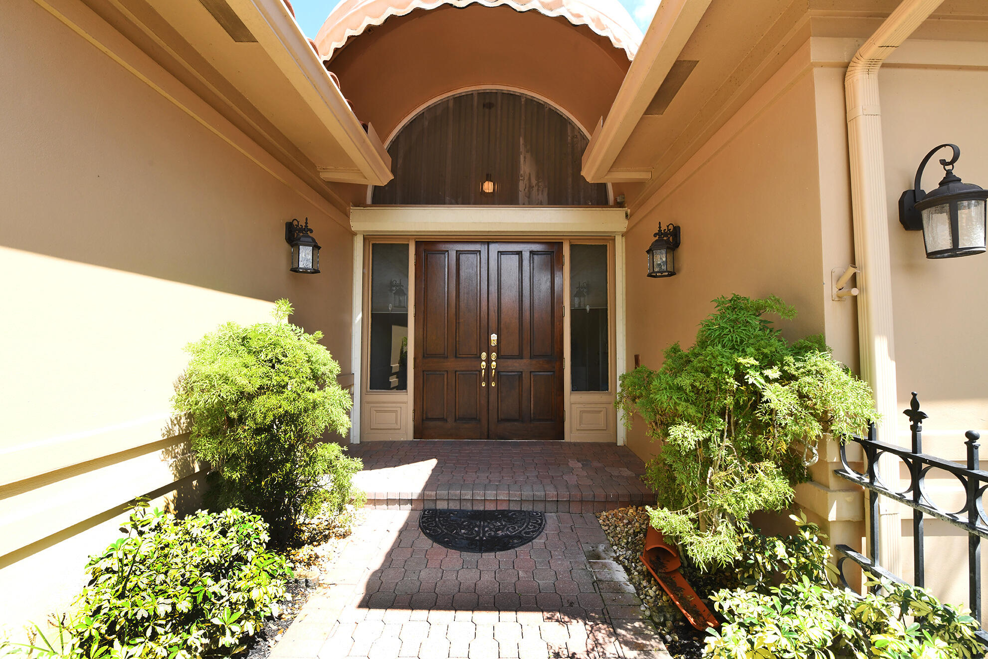 21286 Harrow Court Boca Raton, FL 33433 - Photo 4 of 28 Front Entrance