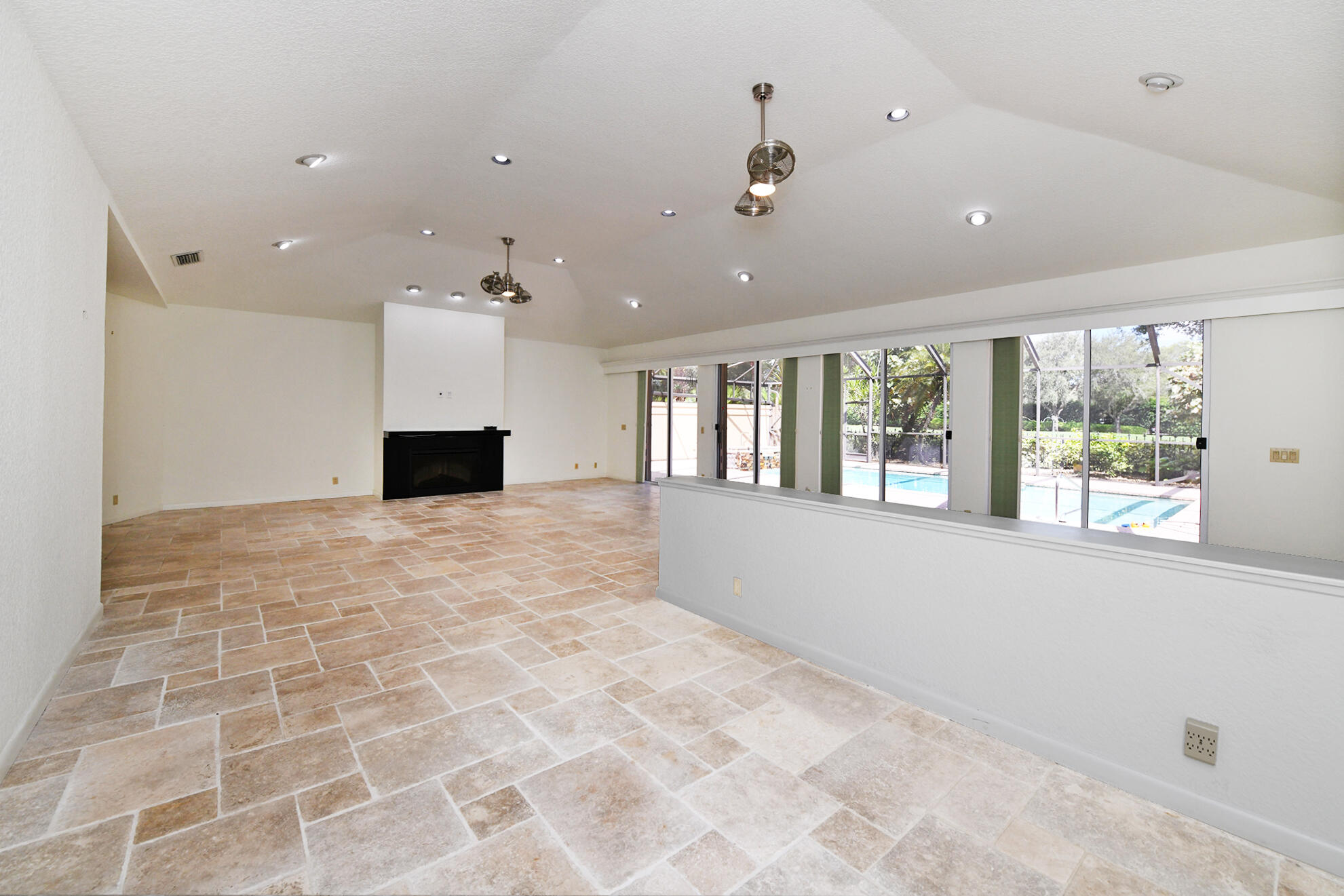 21286 Harrow Court Boca Raton, FL 33433 - Photo 8 of 28 Light and Bright