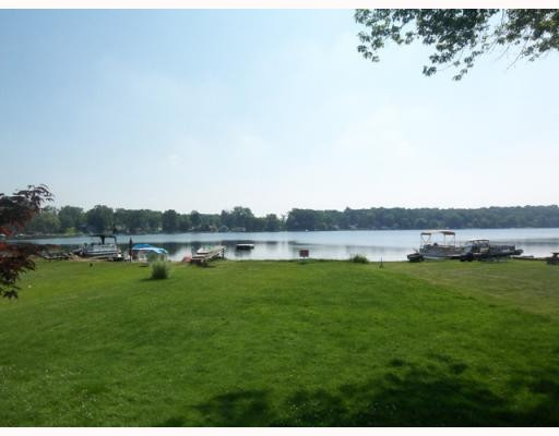 2829 Rubbins Road Howell, MI 48843 - Photo 2 of 10 Photo 2