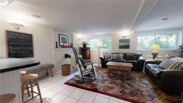 $3,500 | 95 Wood Lane, South Kingstown, RI 02879